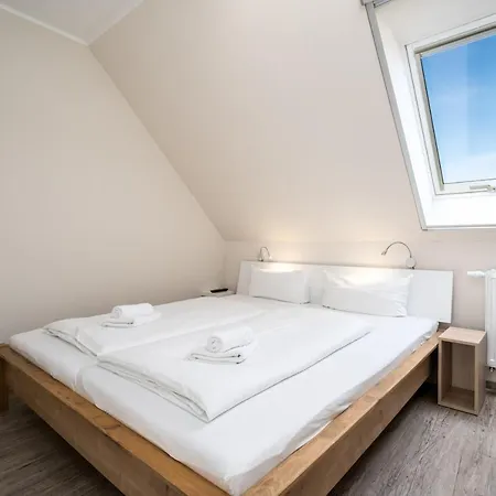 Strandhaus 2 Og Röbel